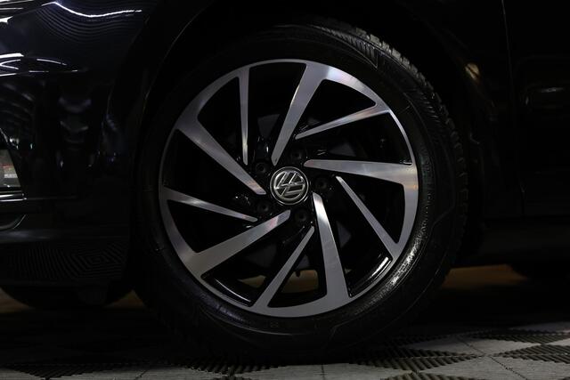 Volkswagen GOLF 1.5 TSI Highline AVM DSG LED NAVI CLIMA PDC BT STOELVERWARMING"18