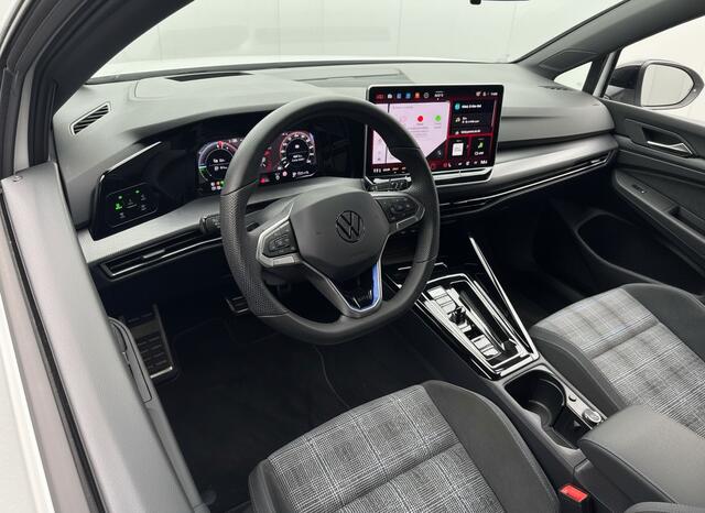 Volkswagen GOLF GTE 1.5 eHybrid [PHEV] 272PK SPORT 360°CAMERA/NAVI/HEADS-UP
