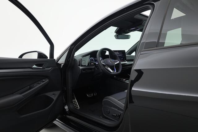 Volkswagen GOLF 1.5 eHybrid GTE 272pk | Pano | Stoelventi. | Elek. Trekhaak | Memory | IQ. Light | 360cam | 18'' | Leder | Dodehoek. | Apple CarPlay