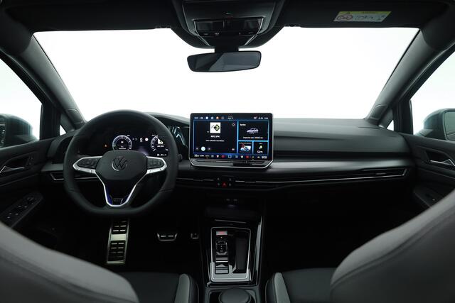 Volkswagen GOLF 1.5 eHybrid GTE 272pk | Pano | Stoelventi. | Elek. Trekhaak | Memory | IQ. Light | 360cam | 18'' | Leder | Dodehoek. | Apple CarPlay
