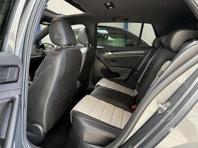 Volkswagen GOLF 2.0 TSI 4Motion R - PANORAMADAK - AUTOMAAT - VIRTUAL COCKPIT - DYNAUDIO - KEYLESS - LEER - PARKEERCAMERA