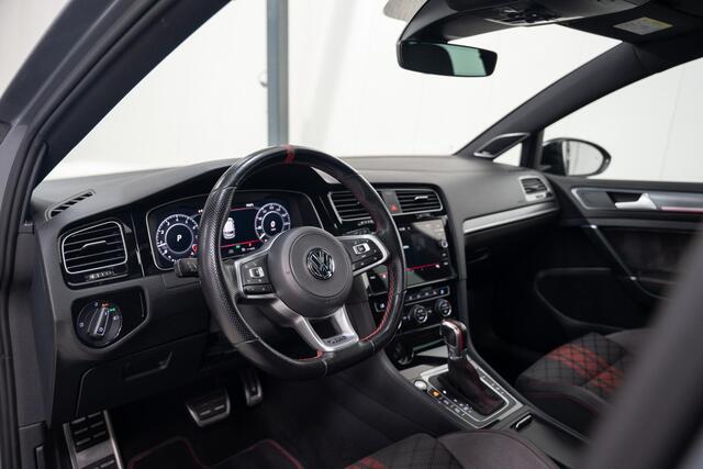 Volkswagen GOLF 2.0 TSI GTI TCR*PANO*AKRA*KEYLESS*DYNAUDIO*FULL*