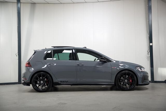 Volkswagen GOLF 2.0 TSI GTI TCR*PANO*AKRA*KEYLESS*DYNAUDIO*FULL*