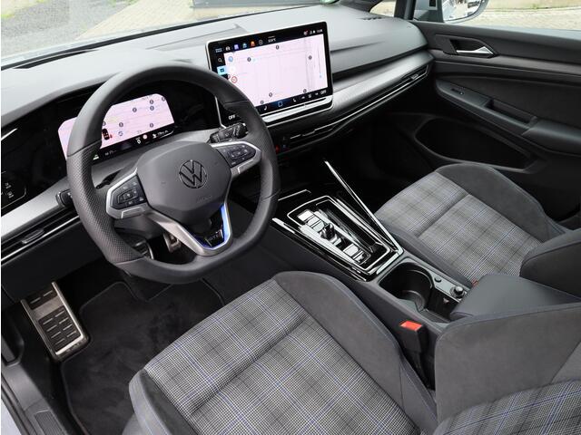 Volkswagen GOLF GTE 1.5 eHybrid 272PK | Head-up | Camera | Adapt Cruise | Stoel&Stuurverwarming | Garantie 2030 |