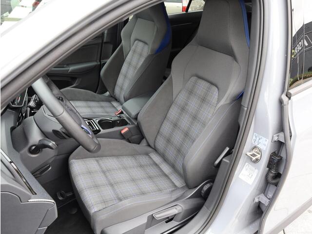 Volkswagen GOLF GTE 1.5 eHybrid 272PK | Head-up | Camera | Adapt Cruise | Stoel&Stuurverwarming | Garantie 2030 |