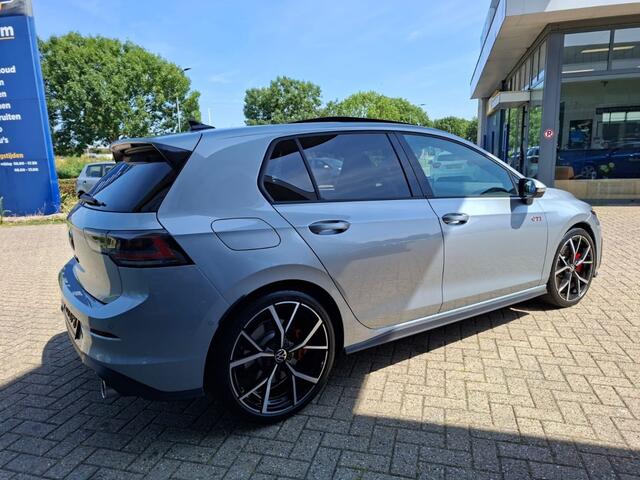 Volkswagen GOLF 2.0 TSI GTI 265PK AUTOMAAT PANO NAVI CAMERA HEAD-UP LMV 19 INCH