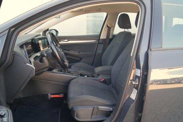 Volkswagen GOLF Variant 1.0 TSI 110pk Life -NAVI-ECC-TREKHAAK-CAM-PDC-