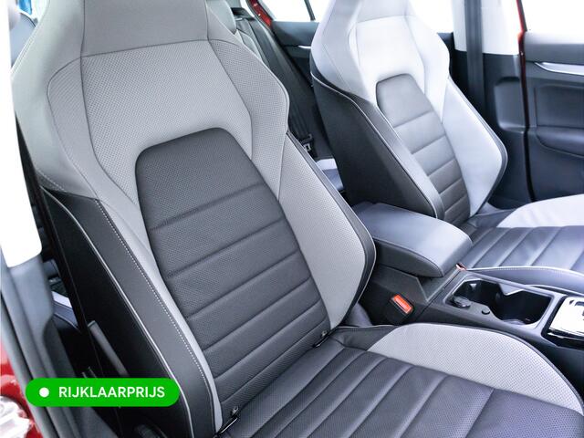 Volkswagen GOLF 1.5 eHybrid Style Edition | Camera | Travel assist | Stuur- & stoelverwarm. Stoelventilatie | Elec. verst. best. stoel | Headup, Sfeerverlichting, IQ Led, Lederen bekleding, Incl. winterset op LMV