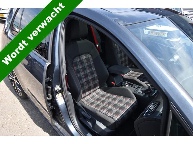 Volkswagen GOLF 2.0 TSI GTI Performance 245PK , VIRTUAL COCKPIT , NAVI , A UITRIJ CAM , LMV19 , PANODAK ,