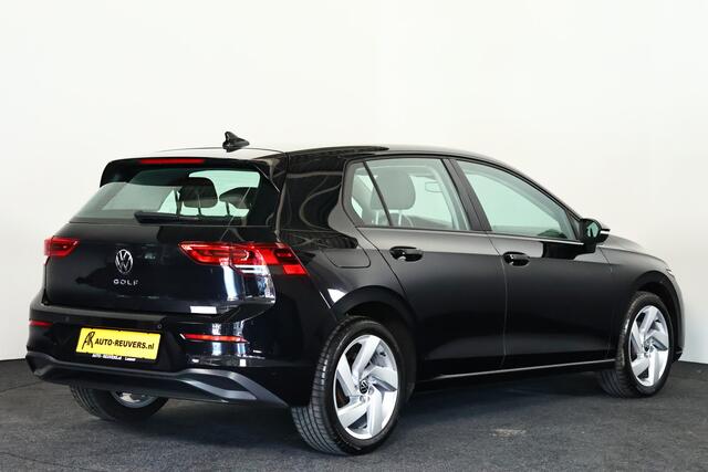 Volkswagen GOLF 1.0 TSI Style / LED / CarPlay