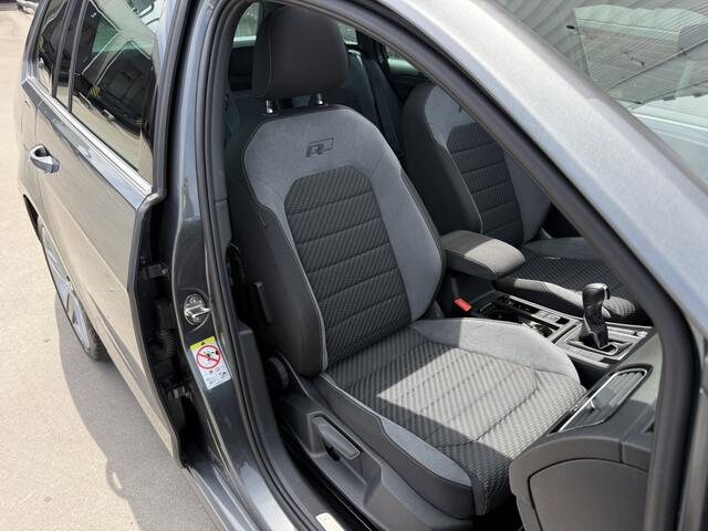 Volkswagen GOLF Variant 1.5 TSI | 150 PK | DSG | MATRIX | R-Line |