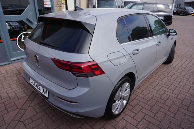 Volkswagen GOLF 1.5 TSI Style
