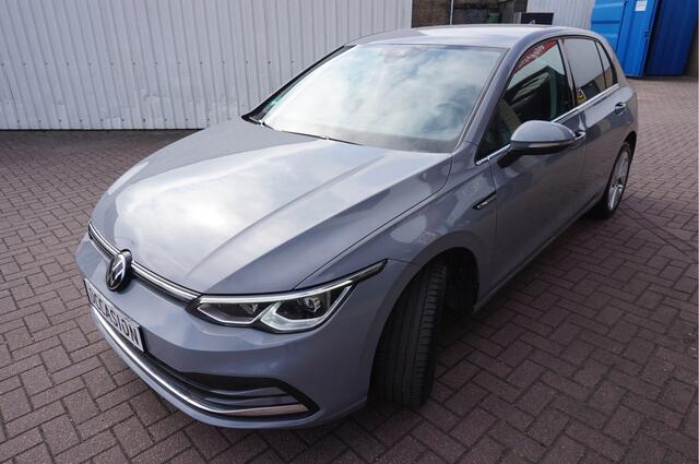 Volkswagen GOLF 1.5 TSI Style