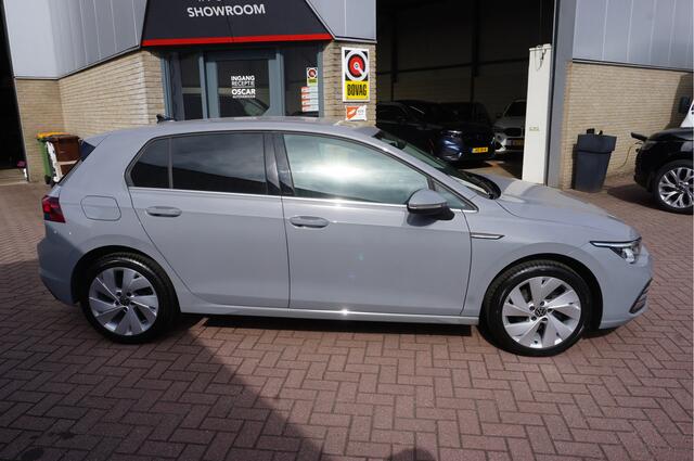 Volkswagen GOLF 1.5 TSI Style