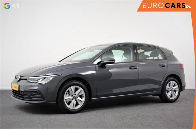 Volkswagen GOLF 1.0 TSI 110pk Automaat Life Navigatie Climate Control Navigatie Camera Digitale Cockpit Parkeer sensoren V+A DAB Cruise Control Lichtmetalen Velgen