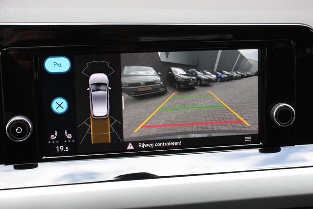 Volkswagen GOLF 1.0 TSI 110pk Automaat Life Navigatie Climate Control Navigatie Camera Digitale Cockpit Parkeer sensoren V+A DAB Cruise Control Lichtmetalen Velgen