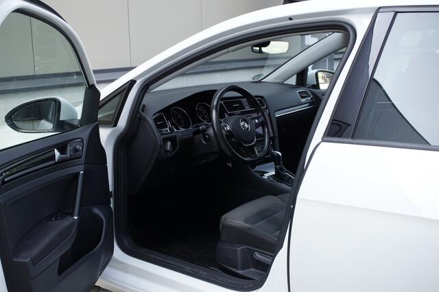 Volkswagen GOLF 1.5 TSI HL Bns R