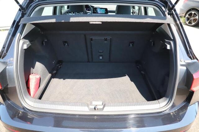 Volkswagen GOLF 1.0 eTSI Life Business Automaat NAP Adaptive Cruise 16 inch LMV Navigatie Sfeerverlichting Climate LED