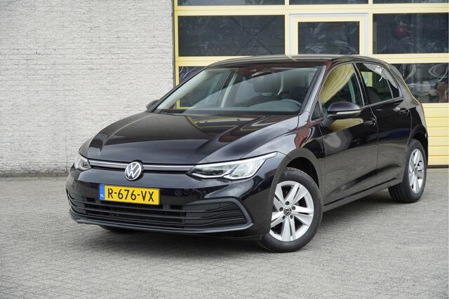 Volkswagen GOLF 1.0 TSI 5drs Life Business BJ2022 Lmv 16" | Led V+A | Pdc | App-Connect | Navi | Virtual cockpit | Dashboard verlichting | Climate control | Cruise control | Elek. Be stoel+Mem | Sportstoelen | Verwarmd stuur | Verwarmde voorstoelen | Getint glas