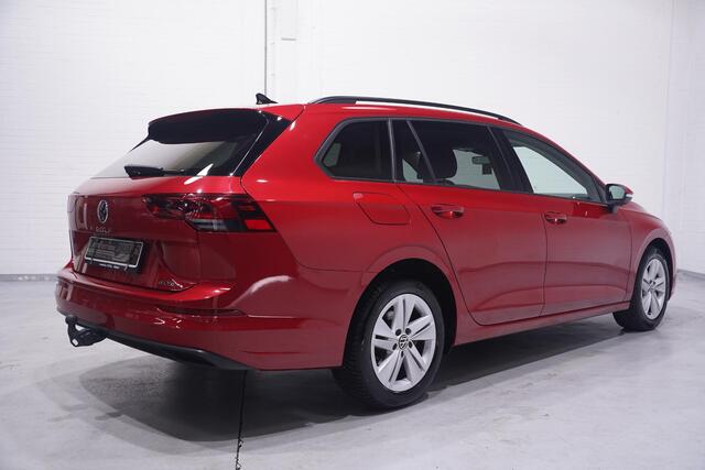 Volkswagen GOLF 1.5 eTSI Life Navi Apple Carplay wegklapbare-Trekhaak Achteruitrijcamera private glas 3-Zone Clima stoel/stuurverwarming ACC PDC
