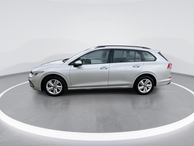 Volkswagen GOLF Variant 1.0 TSI 110PK Life DSG automaat · Apple/Android Car Play · Camera · Navigatie · Stoelverwarming