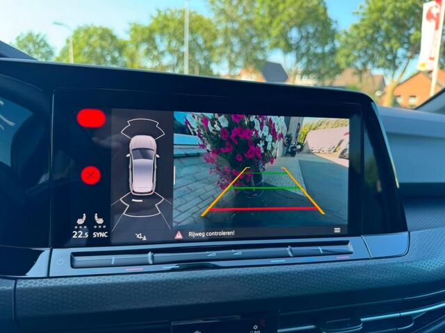 Volkswagen GOLF 1.4 GTE SOH 97% IQ-light Mistlampen Blindspot Sfeerverlichting Stoelverwarming Carplay Erg netjes!