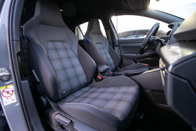 Volkswagen GOLF 1.4 eHybrid GTE 245pk | Navigatie | HUD | Apple cp/Android auto