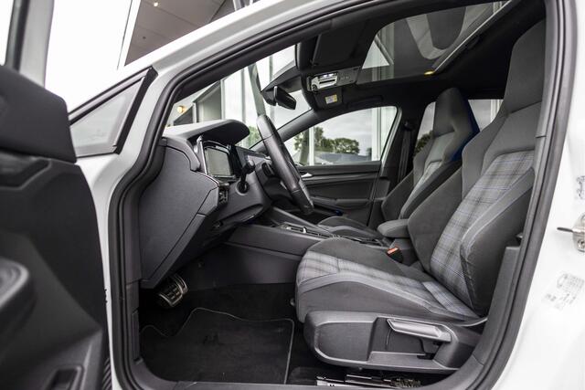 Volkswagen GOLF 1.4 eHybrid GTE | Achteruitrijcamera | Cruise control adaptief| Keyless