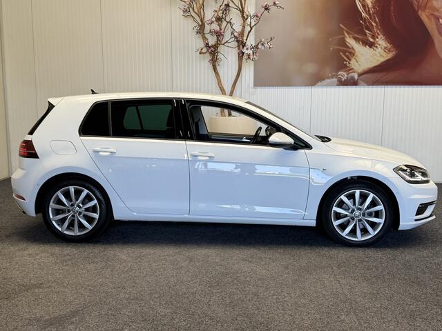 Volkswagen GOLF 1.5 TSI HIGHLINE 131PK ADAPTIVE CRUISE CONTROL NAVIGATIE CLIMATE CONTROL APPLE CARPLAY/ANDROID BLUETOOTH TELEFOON ACHTERUITRIJCAMERA ZEER MOOI !!