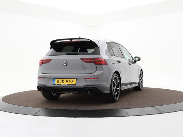 Volkswagen GOLF 2.0 TSI 300pk DSG GTI Clubsport · Camera · Akrapovic · Apple/Android Car Play · Stoel-& Stuurverwarming · Dodehoek Detectie · 19'' Inch ·