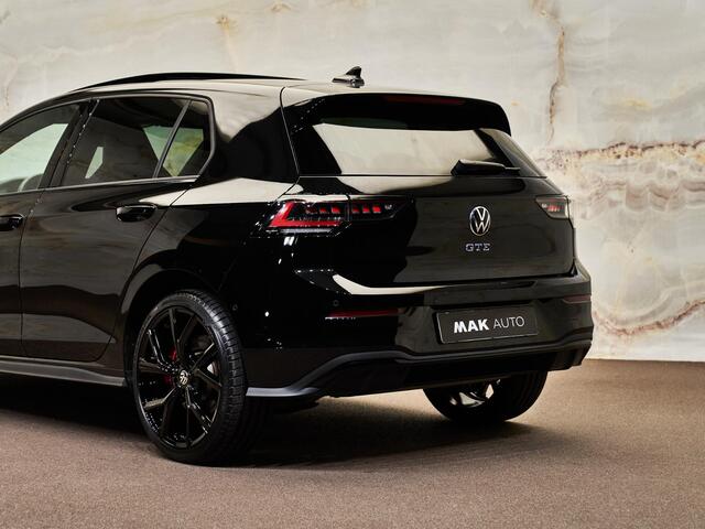 Volkswagen GOLF 1.5 eHybrid GTE , pano, 19", Leder Vienna, tr.haak, Matrix-LED, HUD, ACC, keyless, NP58k
