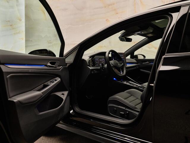 Volkswagen GOLF 1.5 eHybrid GTE , pano, 19", Leder Vienna, tr.haak, Matrix-LED, HUD, ACC, keyless, NP58k