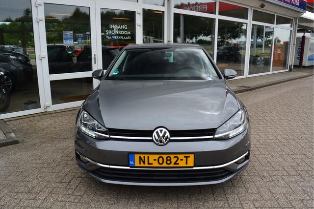 Volkswagen GOLF 1.0 111PK TSI Comfortline Executive | Adaptive | CarPlay | Orig. NL | NAP |