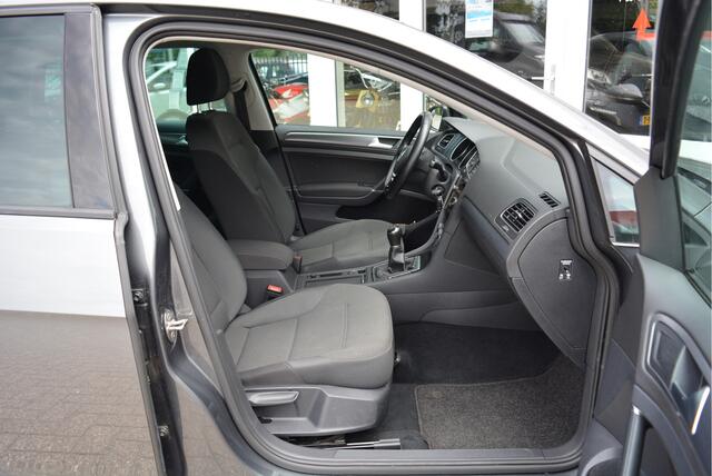 Volkswagen GOLF 1.0 111PK TSI Comfortline Executive | Adaptive | CarPlay | Orig. NL | NAP |