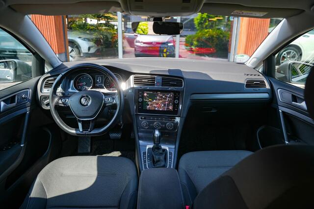 Volkswagen GOLF 1.0 TSI Comfortline Adaptive Cruise DAB+ PDC Navigatie Climate Control AUTOMAAT!