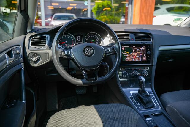 Volkswagen GOLF 1.0 TSI Comfortline Adaptive Cruise DAB+ PDC Navigatie Climate Control AUTOMAAT!