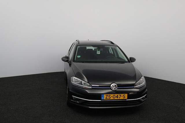 Volkswagen GOLF Variant 1.5 TSI Comfortline /131PK! /Trekhaak! /Apple + Android /DAB+! /Navi /Climat /Adaptief Cruise /Elek. pakket /Bluetooth /Multi. Leder Stuur /16"LMV /PDC V+A /LED Dagrijverl. /Isofix /Armsteun.