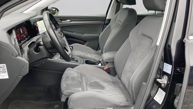 Volkswagen GOLF 1.5 TSI 130pk Style Trekhaak Navigatie Full-LED Pdc Acc Android/Carplay 21