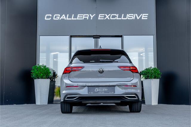 Volkswagen GOLF 1.4 eHybrid Style - Panorama | Elek. Trekhaak | Camera | ACC