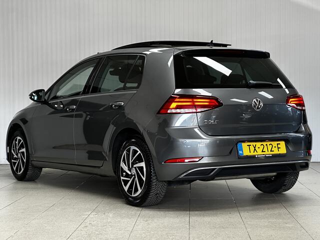 Volkswagen GOLF 1.5 TSI Highline/ Panorama-Dak/ 150pk!/ Automaat/ Facelift!/ Sportstoelen/ Stoelverw./ Navi/ Clima/ Adaptive Cruise/ Isofix/ Bluetooth/ Multi. LEDER. Stuur/ 16'' LMV/ Mistl./ PDC V+A/ Extra getint glas.