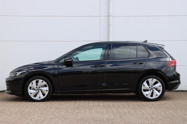 Volkswagen GOLF 1.5 eHybrid Life Edition 204pk DSG6 | SOH 100% |