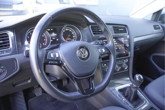 Volkswagen GOLF 1.5 TSI 131PK! 5drs Comfortline Business BJ2020 Lmv 16" | Led | Pdc | Navi | App-Connect | Climate control | Cruise control | Stuurbekrachtiging | Extra getint glas
