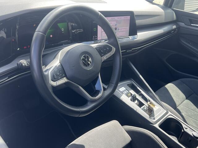 Volkswagen GOLF 1.5 eTSI Style | Nieuw Binnen! | Pano | Memory | ACC