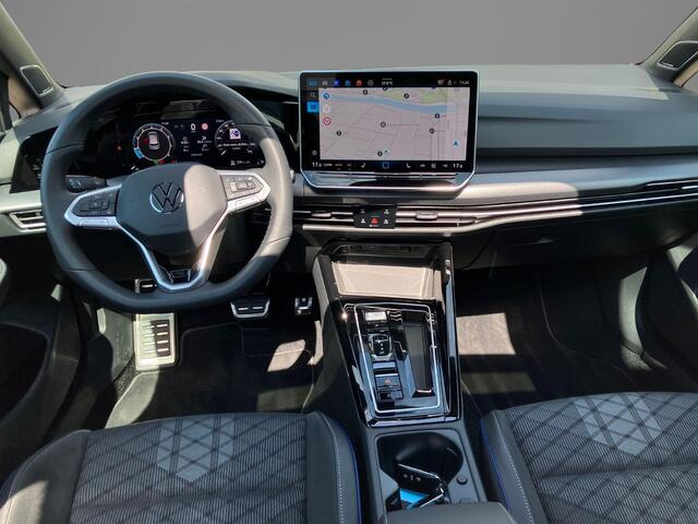 Volkswagen GOLF 1.5eTSI/150PK R-Line Black Style · Panoramadak · Harman/Kardon sound · Apple/Android Car Play · Camera · Garantie t/m 14-09-2030 of 100000km.