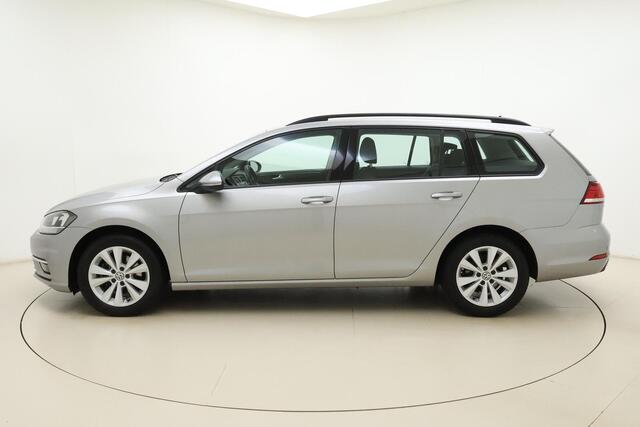Volkswagen GOLF Variant 1.0 TSI Comfortline Trekhaak | Adaptive Cruise control | Stuurbediening | Apple carplay/Android auto | Navigatie | Botsherkenning |