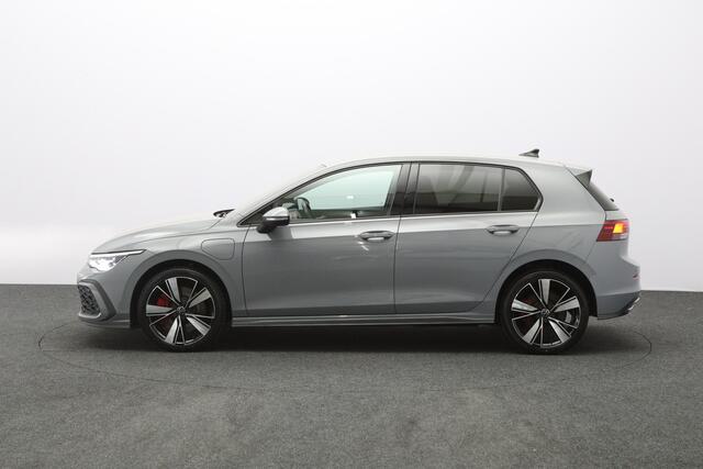 Volkswagen GOLF 1.4 eHybrid GTE 245 PK PHEV, Stoelverwarming, Carplay, Camera