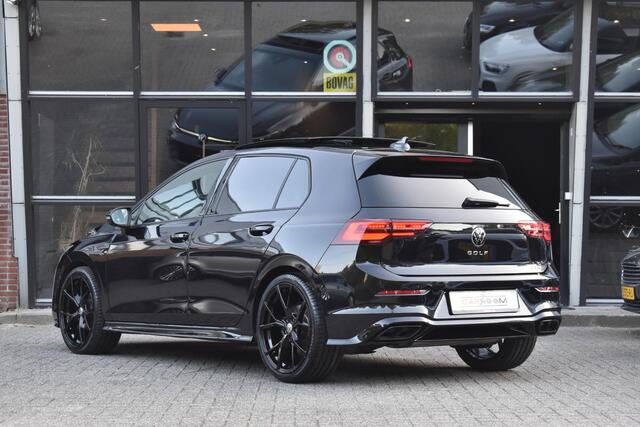 Volkswagen GOLF 1.5 eTSI R-Line Pano HUD IQ H/K Lane Keyless Camera ACC