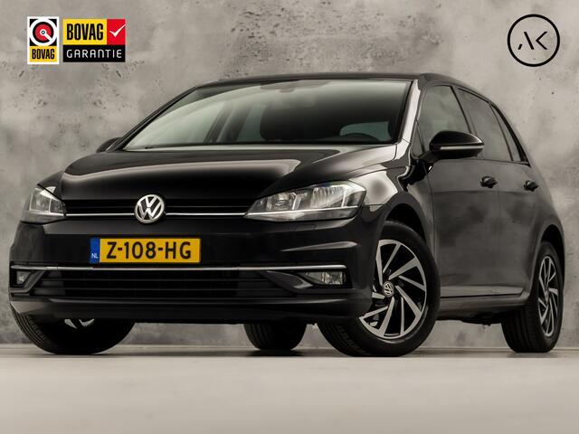 Volkswagen GOLF 1.0 TSI Sportline (APPLE CARPLAY, GROOT NAVI, CLIMATE, STOELVERWARMING, SPORTSTOELEN, LM VELGEN, GETINT GLAS, PARKEERSENSOREN, NIEUWSTAAT)