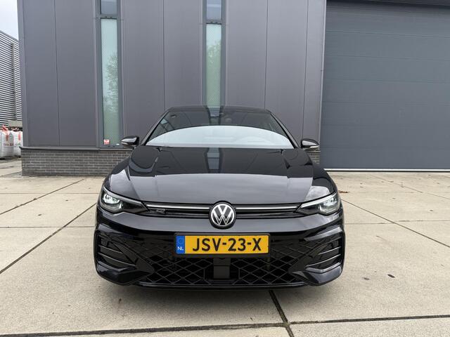 Volkswagen GOLF 1.5 eTSI R-Line Edition | PANO | HUD | Harman Kardon | Keyless