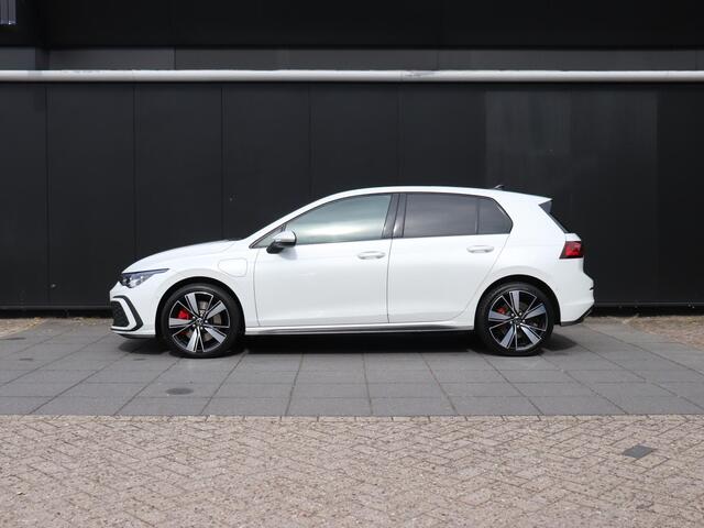 Volkswagen GOLF 1.4 eHybrid GTE | PANO-DAK | HEAD-UP | CAMERA | ADAPT. CRUISE | NAVI |